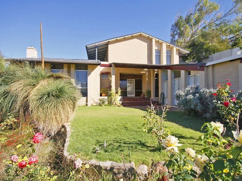 17 Simpson Street, Quinns Rock Property History & Address Research