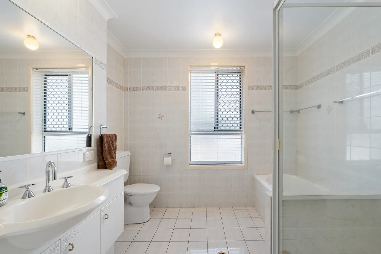 Additional image 9 of 5/20 Marine Parade, Coolangatta QLD 4225