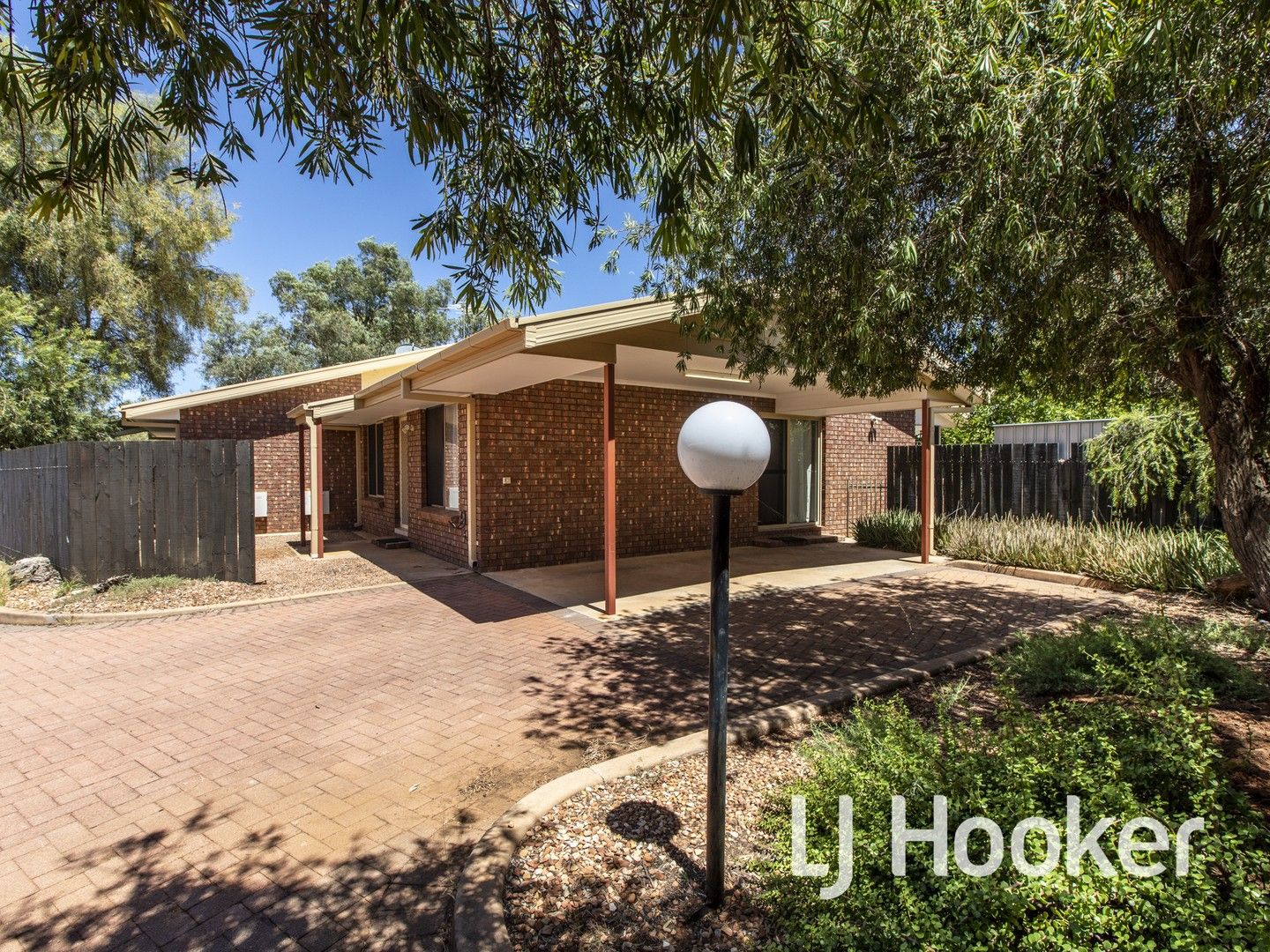 5/4 Caterpillar Court, Desert Springs NT 0870, Image 0