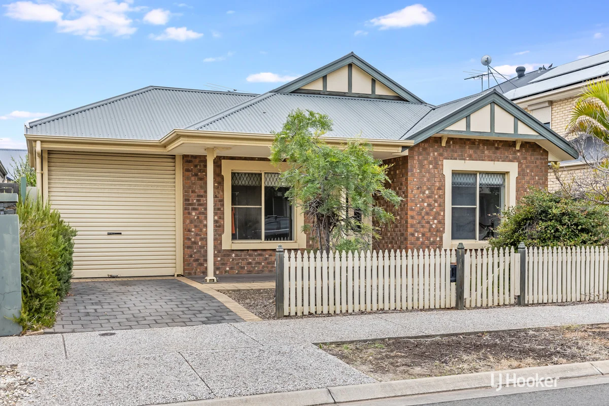 22 Cathedral Circuit, Mawson Lakes SA 5095