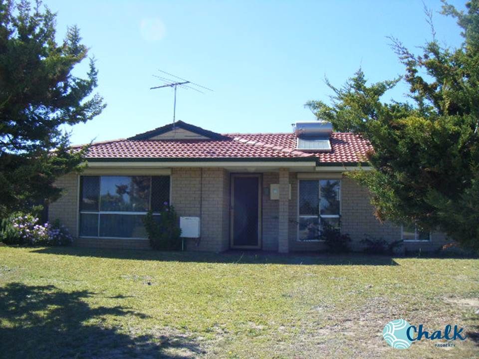 3 bedrooms House in 106 Simpson Avenue ROCKINGHAM WA, 6168