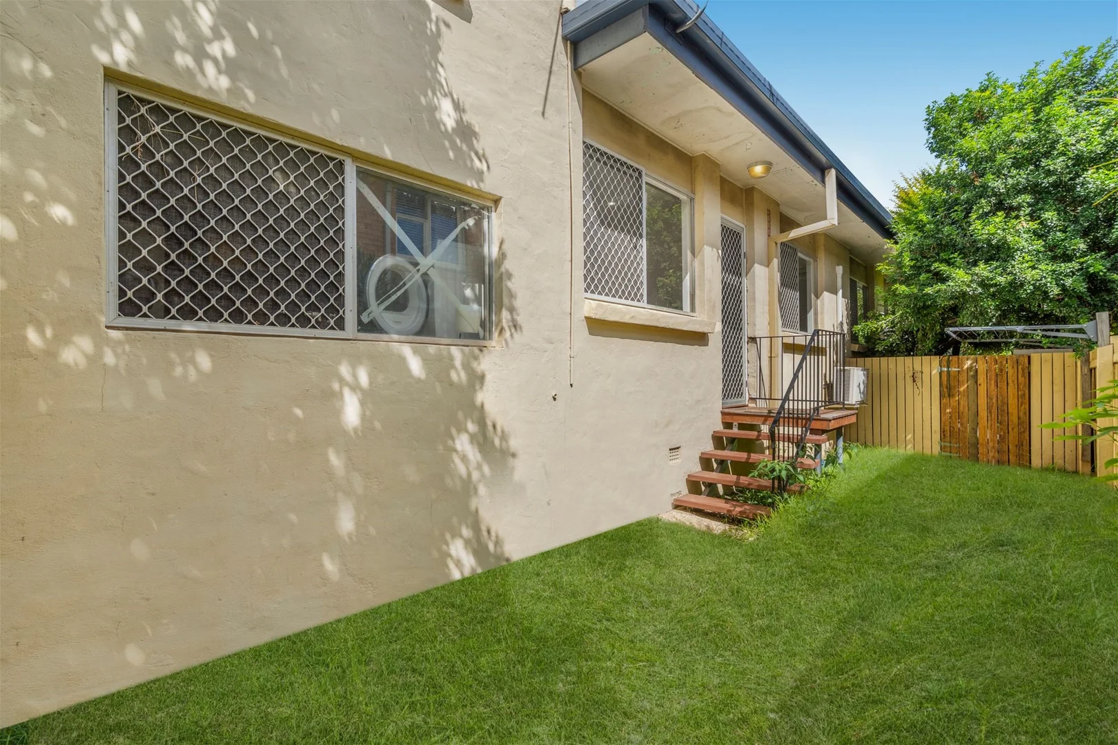 Additional image 9 of 2/17 Park Road, Yeronga QLD 4104