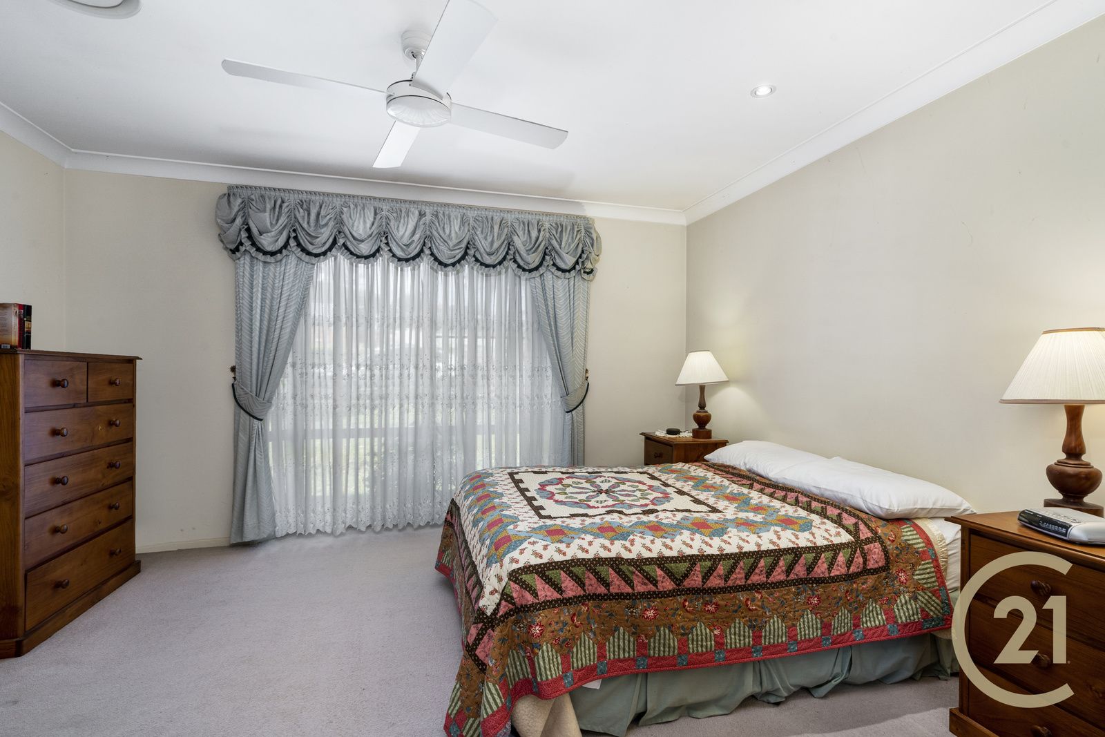 5 Yew Place, Casula NSW 2170, Image 1