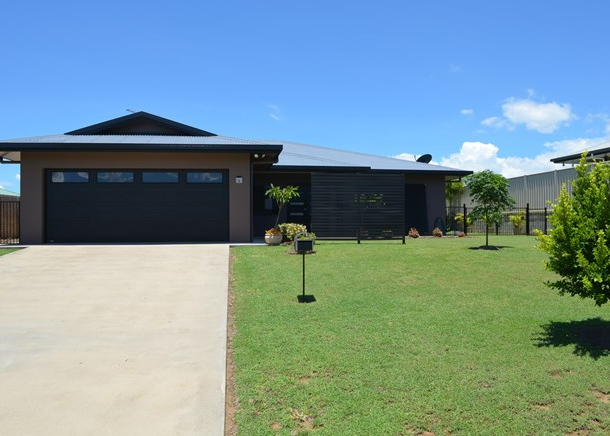 12 Leinster Drive, Mareeba QLD 4880