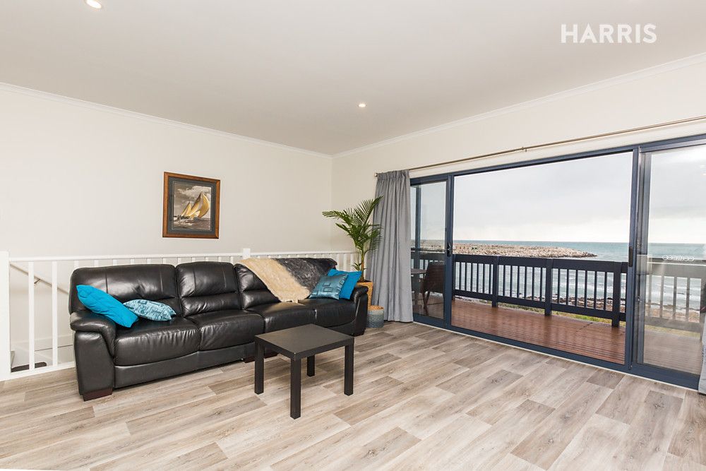 21 Paradise Drive, Wirrina Cove SA 5204, Image 2