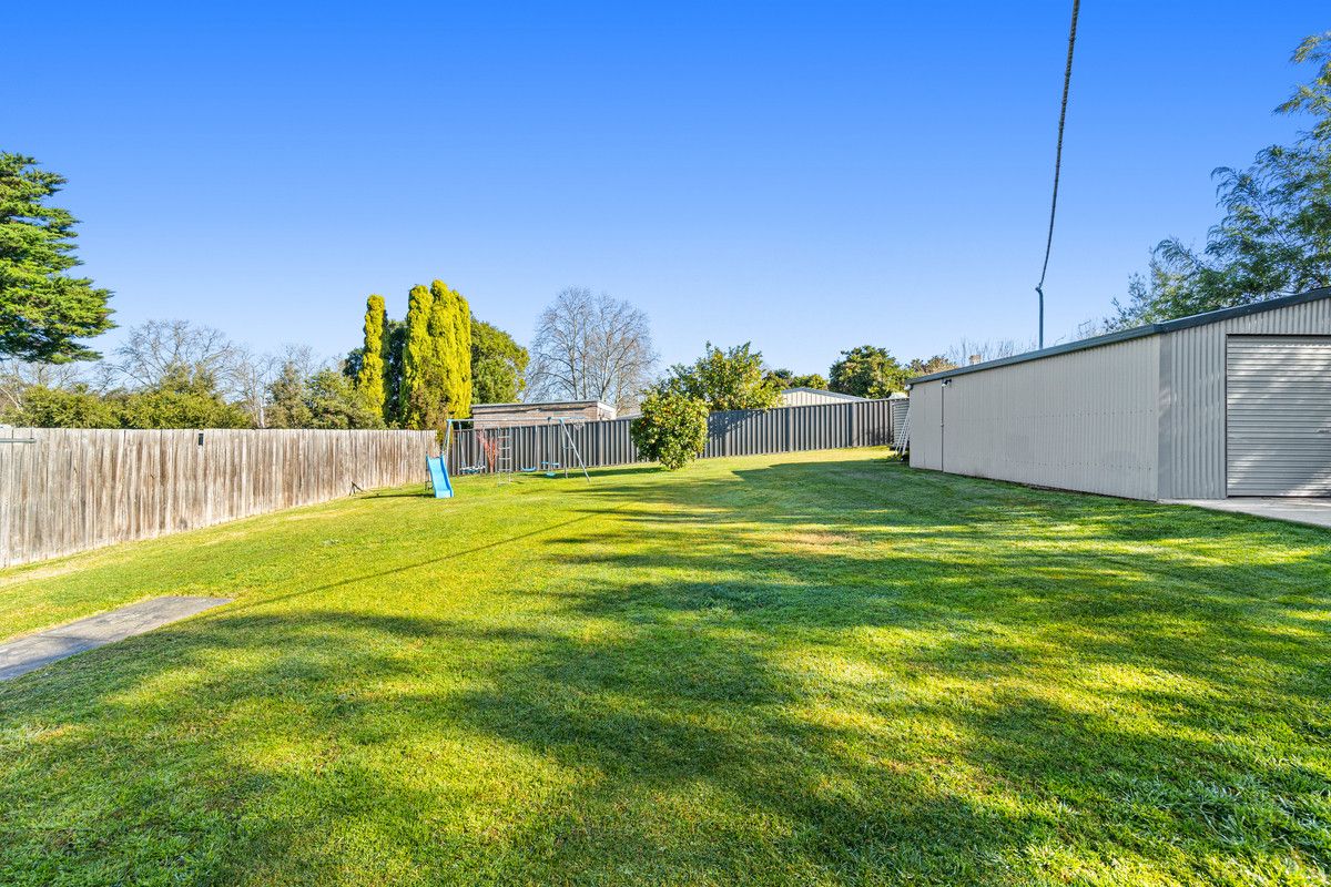 7 Henry Street, Maffra VIC 3860, Image 2