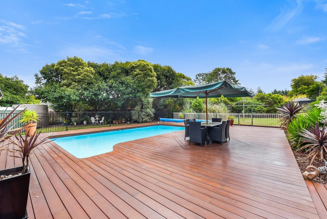 4 Grantchester Road, Narre Warren North VIC 3804 House For Rent