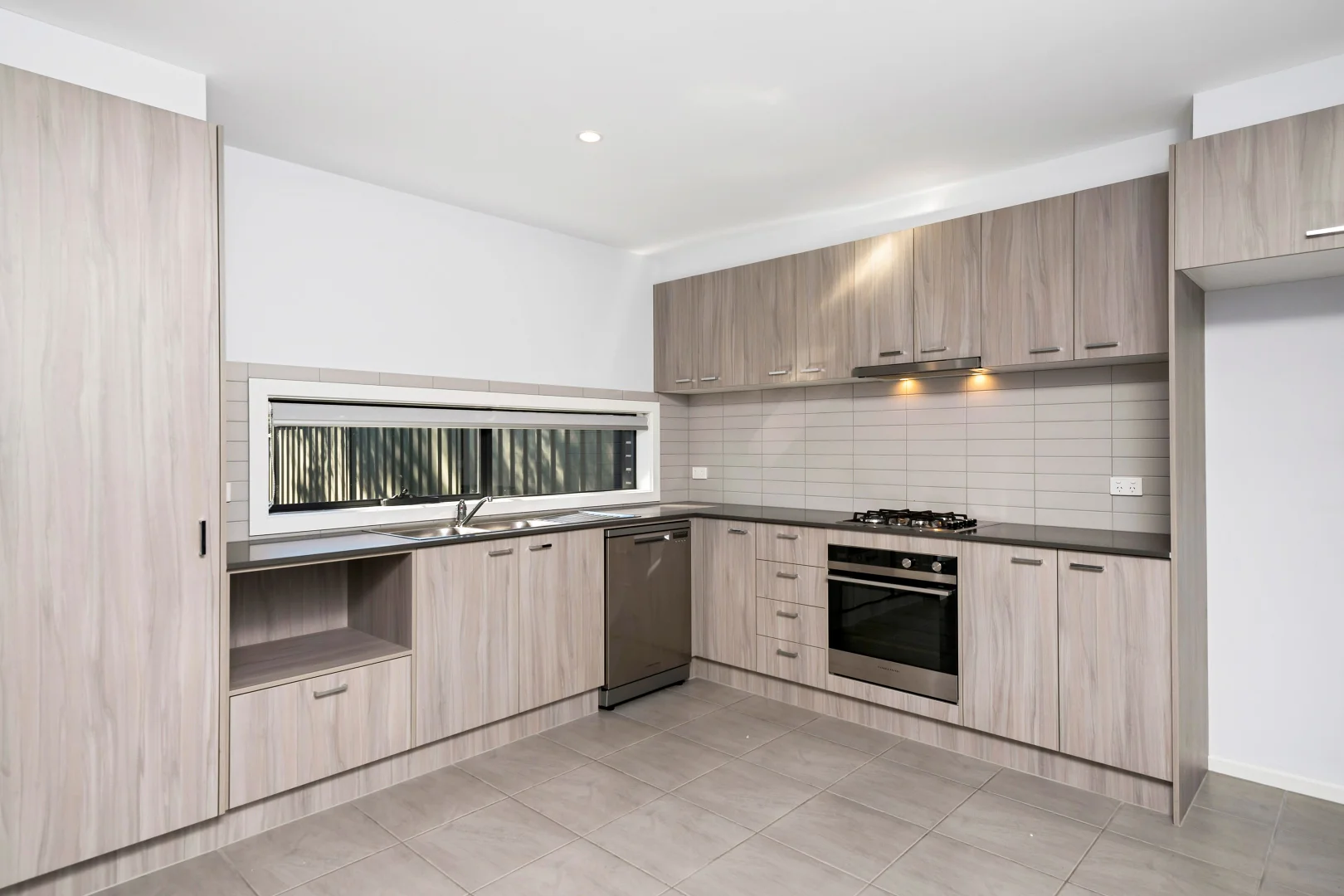 Additional image 3 of 6/1 Sutton Crescent, Carrum Downs VIC 3201