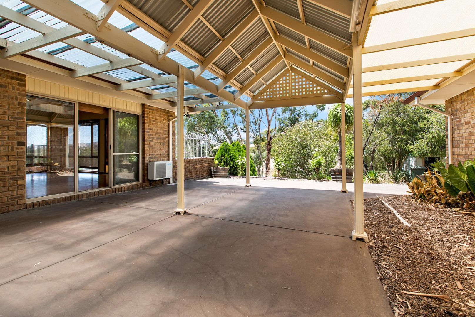 11 Rounsevell Road, Williamstown SA 5351, Image 2