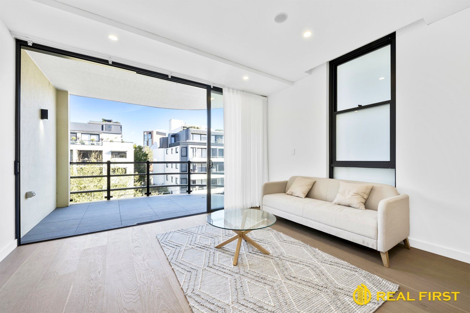 2 bedrooms Apartment / Unit / Flat in 304/86 Atchison Street CROWS NEST NSW, 2065