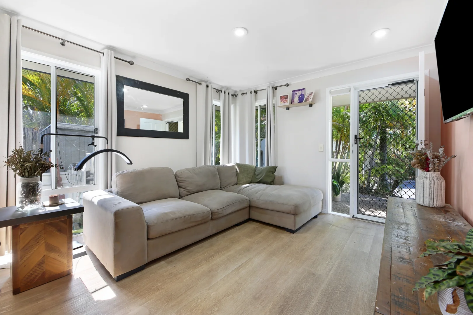 Additional image 6 of 52/19 Harrow Place, Arundel QLD 4214