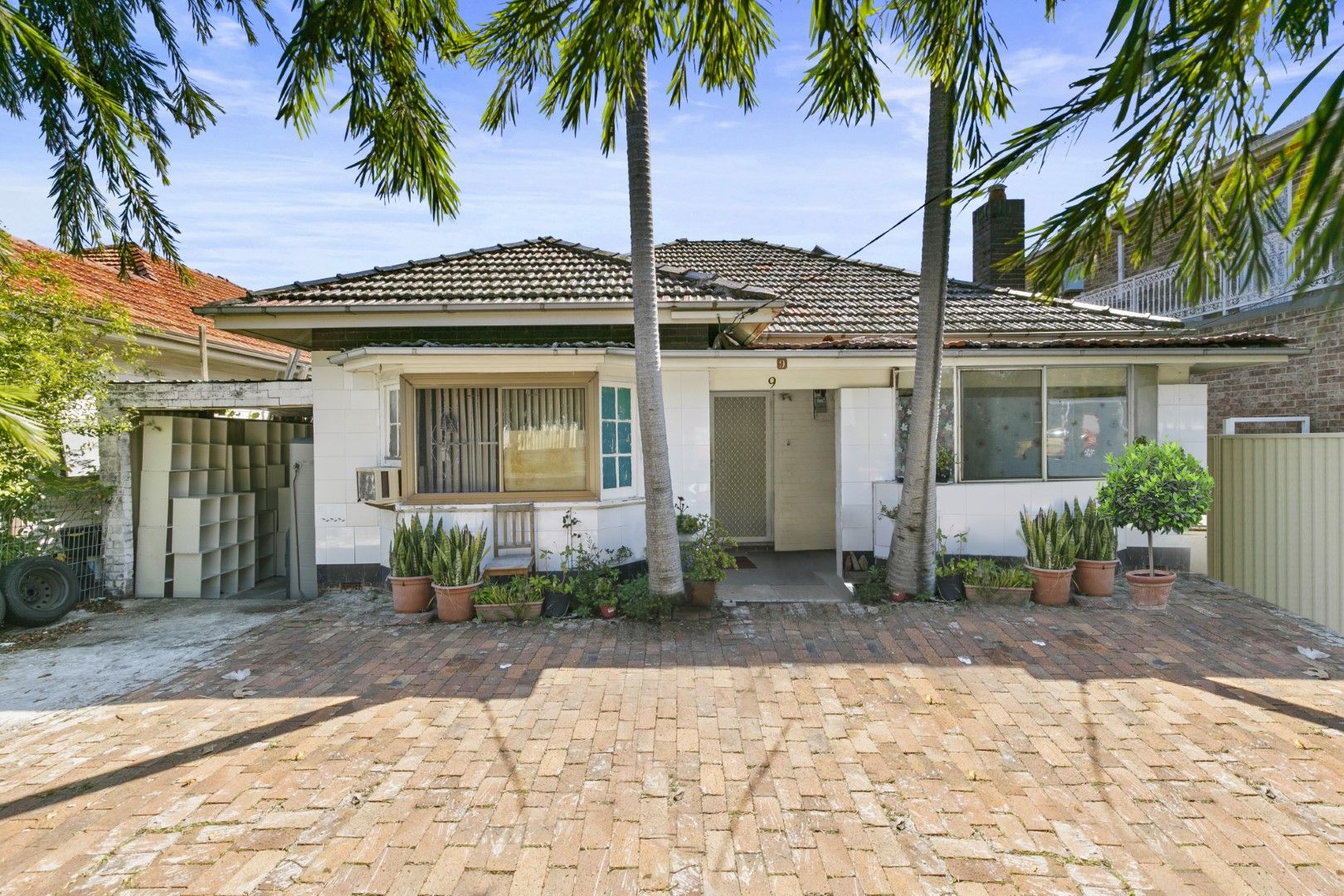 9 Mcpherson Avenue, Punchbowl Property History & Address Research