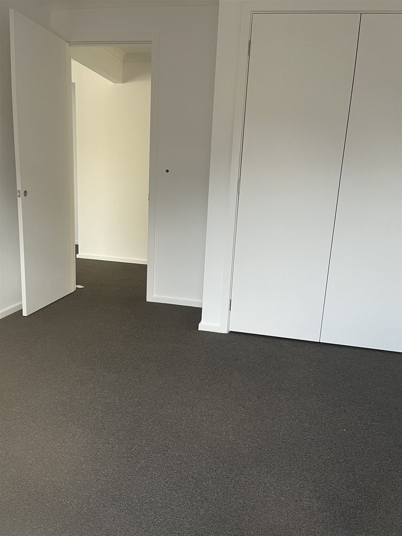 5 Esquire Circuit, Roseworthy SA 5371 House For Rent Domain