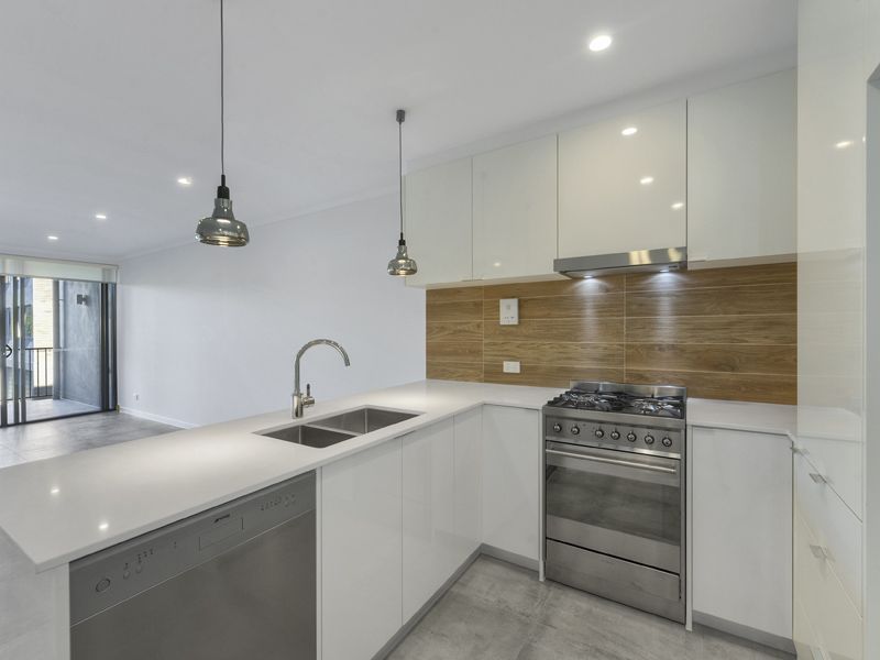 2 bedrooms Apartment / Unit / Flat in 202/57 Annie Street, NEW FARM QLD, 4005