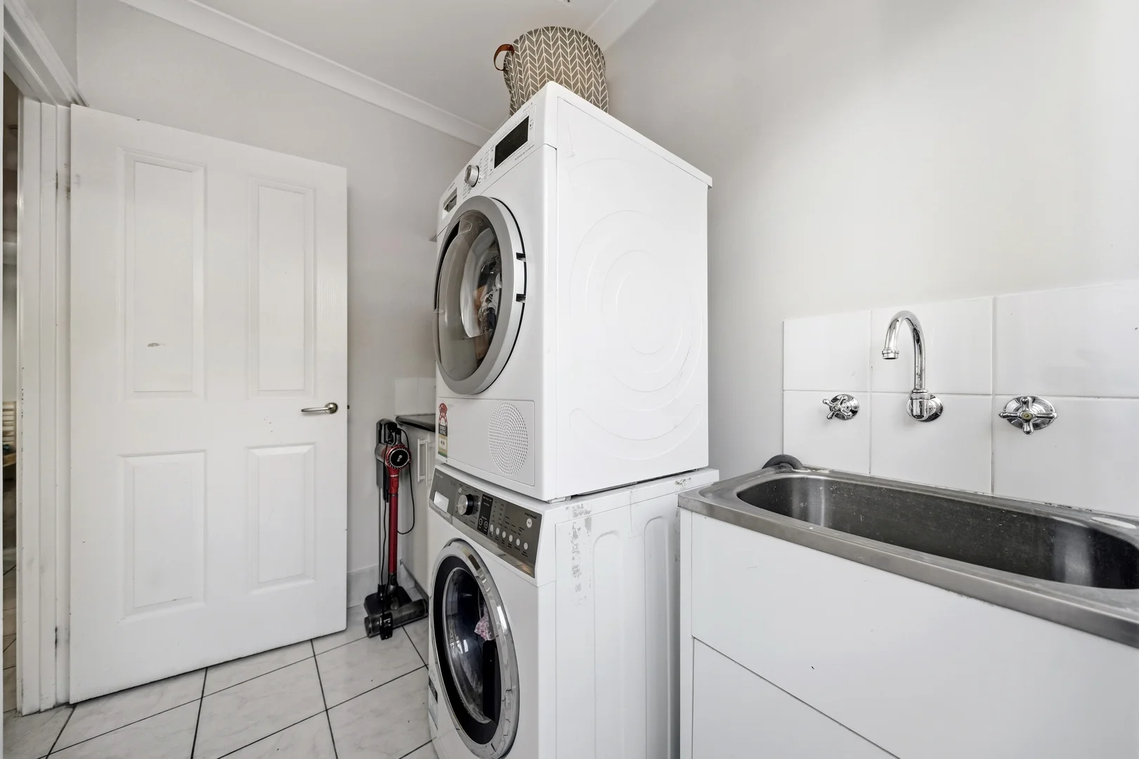 Additional image 17 of 3/8 Toledo Close, Cannington WA 6107