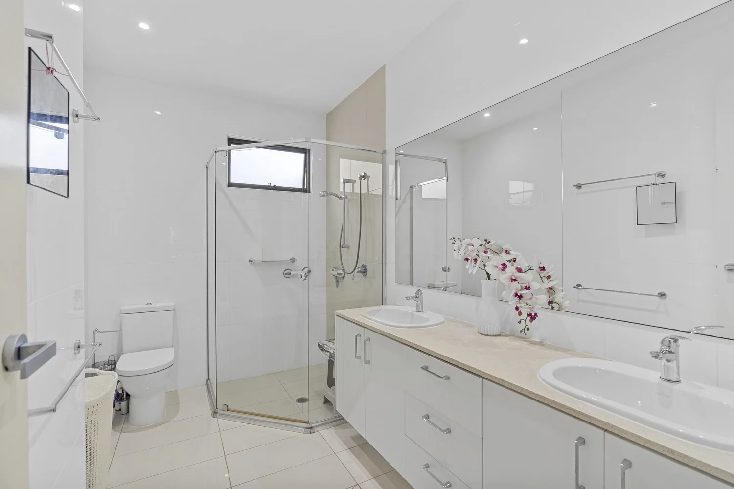 Additional image 9 of 340/299 Napper Road, Arundel QLD 4214