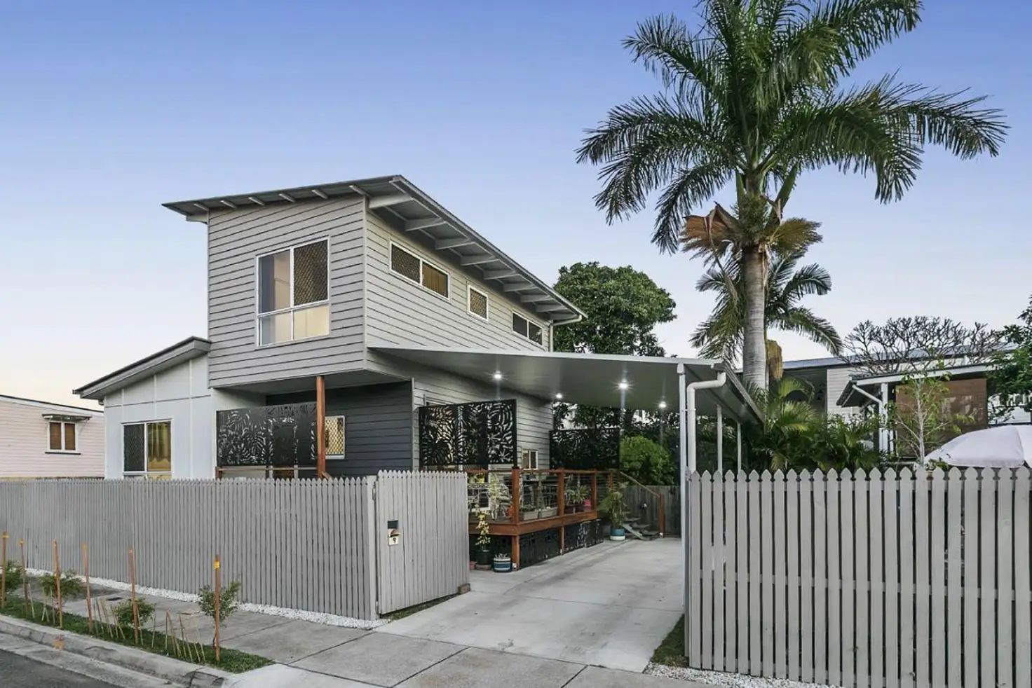 3 bedrooms House in 49 Gladys Street STONES CORNER QLD, 4120