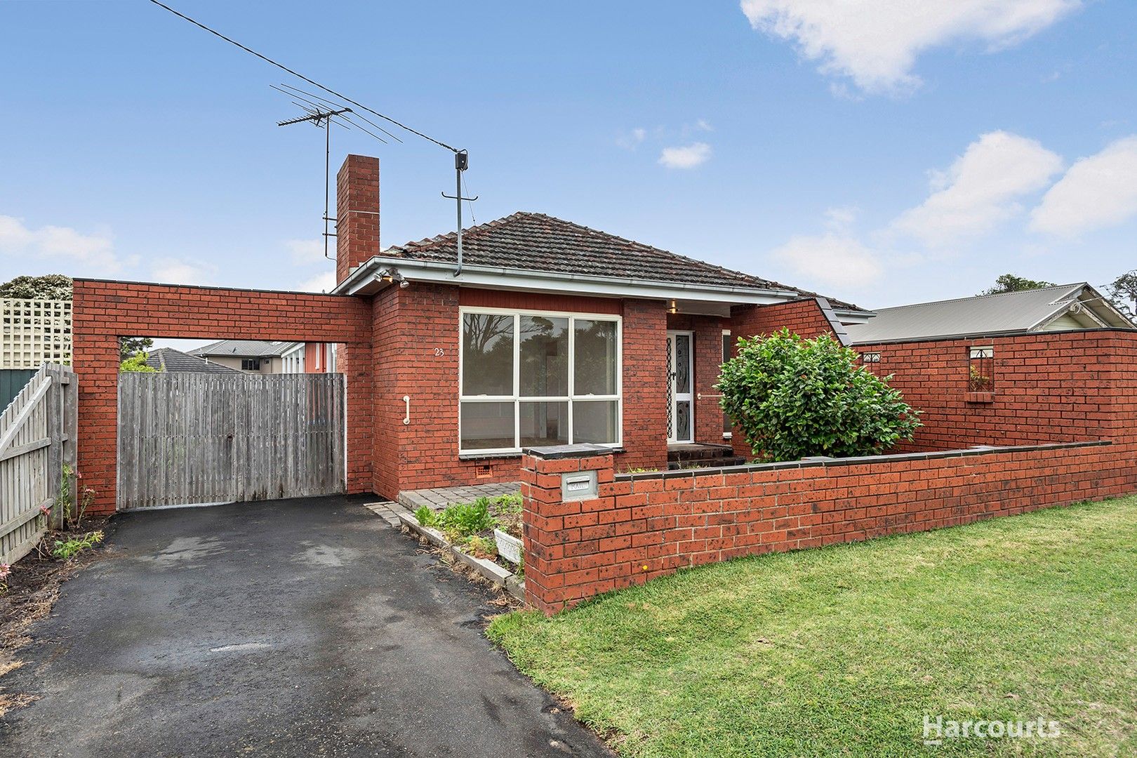 5 bedrooms House in 23 Adams Avenue ROSEBUD VIC, 3939