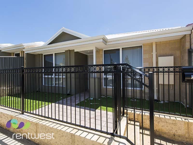 3 bedrooms House in 24 Ryhill Crescent WELLARD WA, 6170