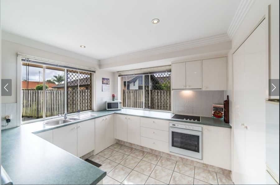 2 bedrooms Apartment / Unit / Flat in 8 Bushlark Street VARSITY LAKES QLD, 4227