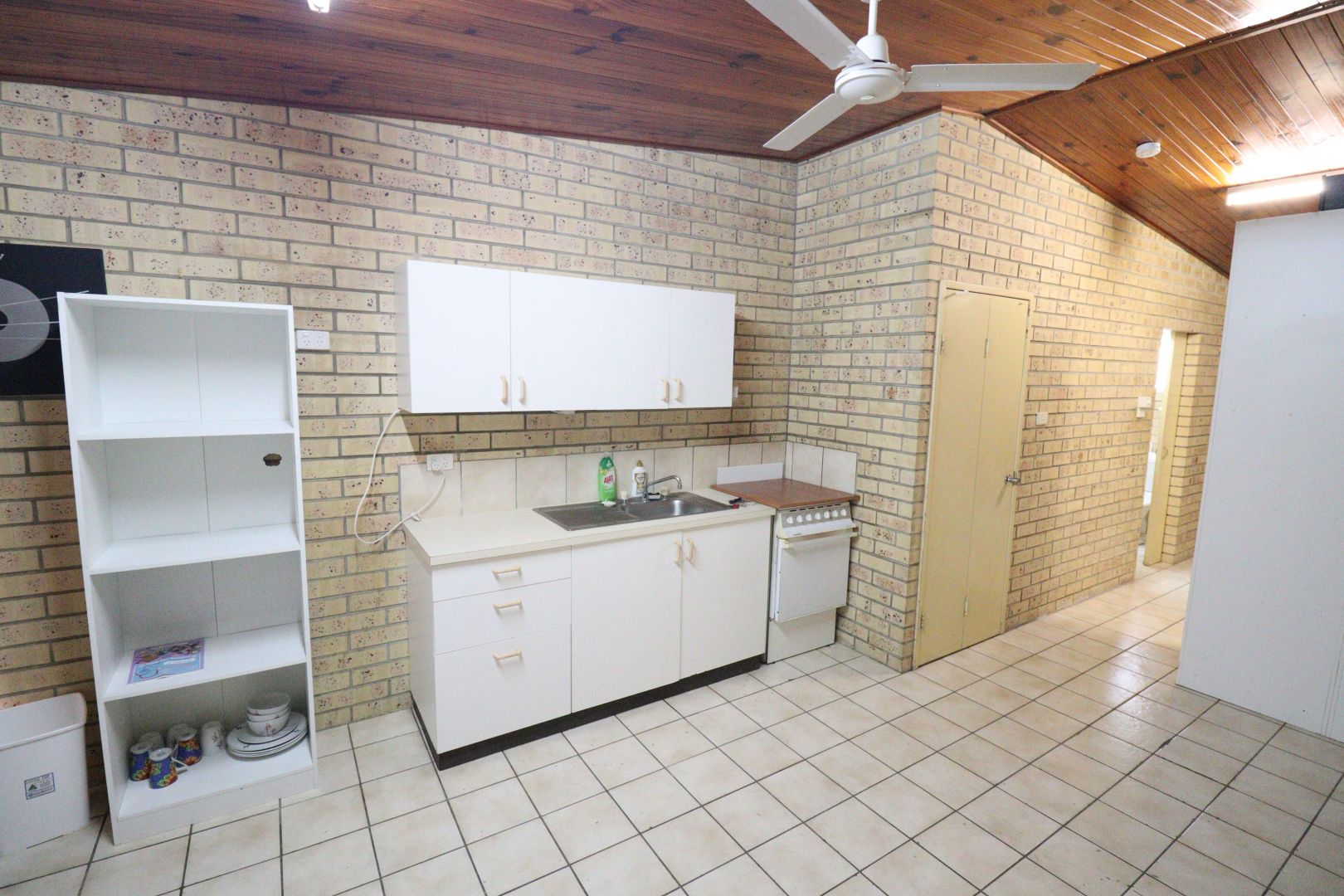 17/25-27 Conley Street, Ayr QLD 4807, Image 1