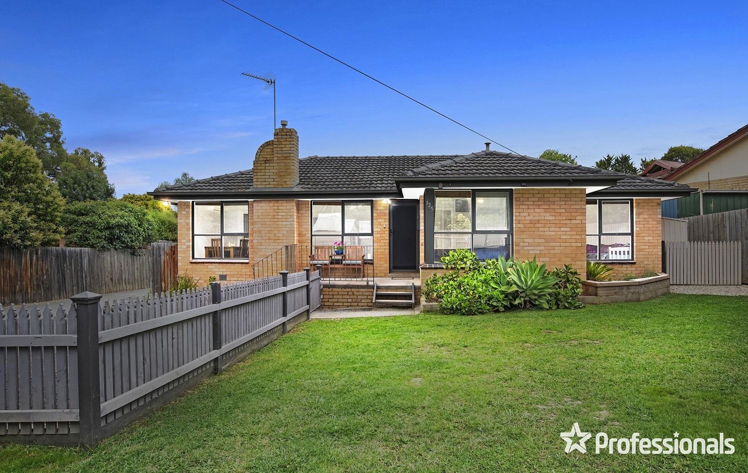 125 Pembroke Road, Mooroolbark VIC 3138, Image 0