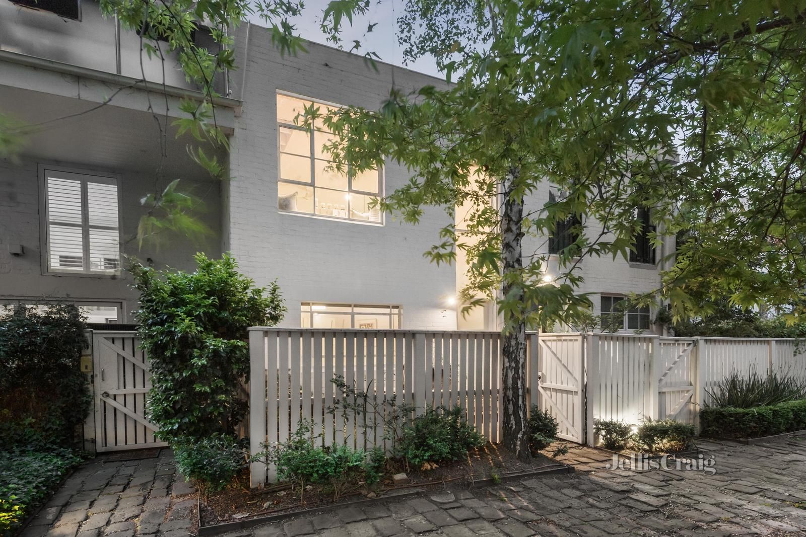 3 bedrooms Townhouse in 3/4 Tullo Place RICHMOND VIC, 3121