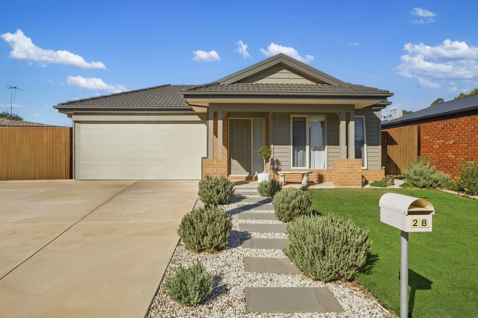 Primary image of 28 Ross Street, Tatura VIC 3616