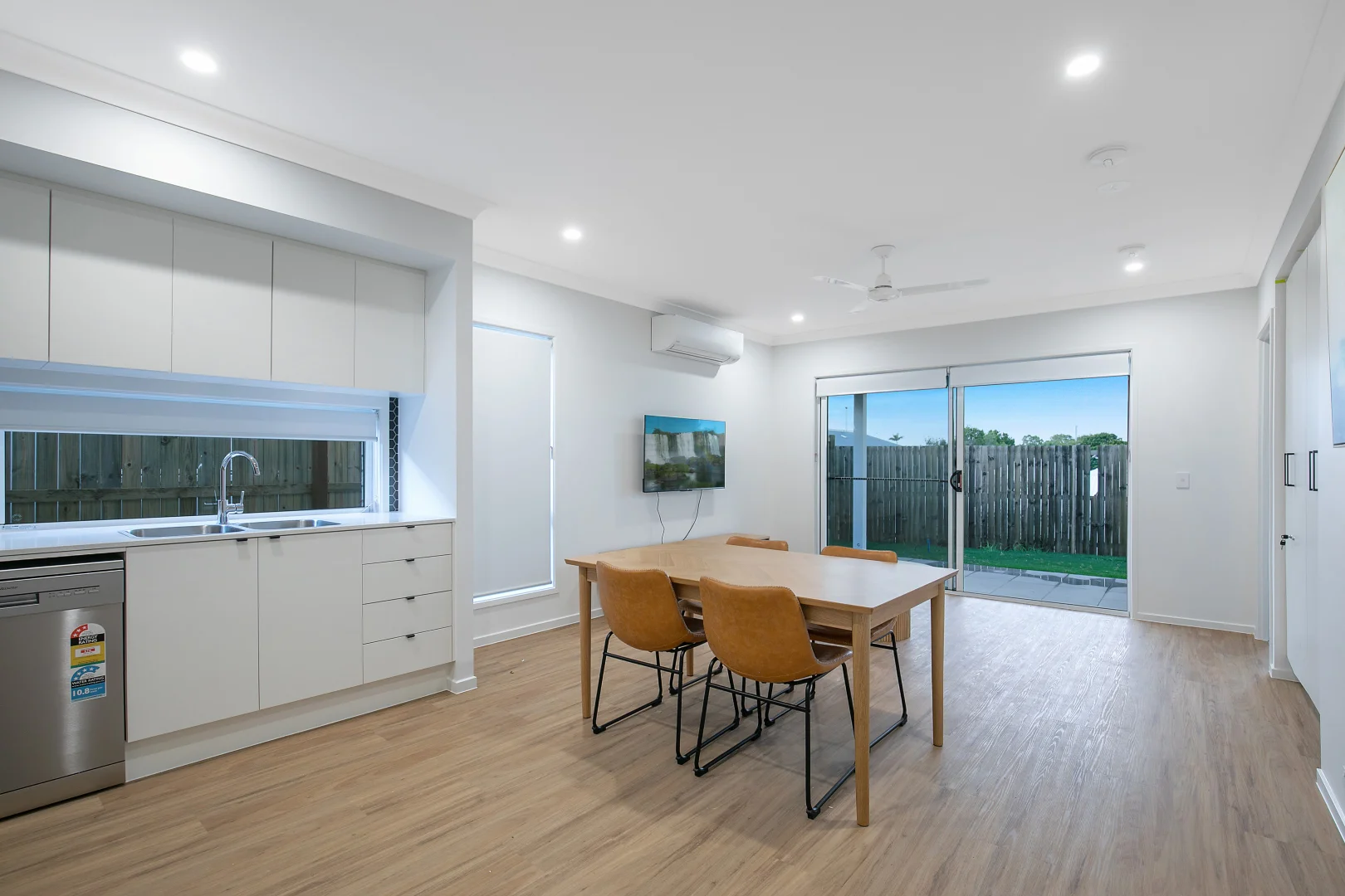 Additional image 8 of 3/72 Bisschop St, Deception Bay QLD 4508