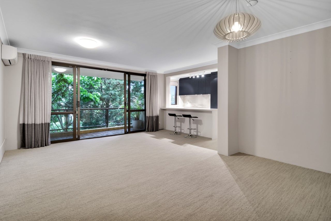2 bedrooms Apartment / Unit / Flat in 41/47-51 Gerard Street CREMORNE NSW, 2090