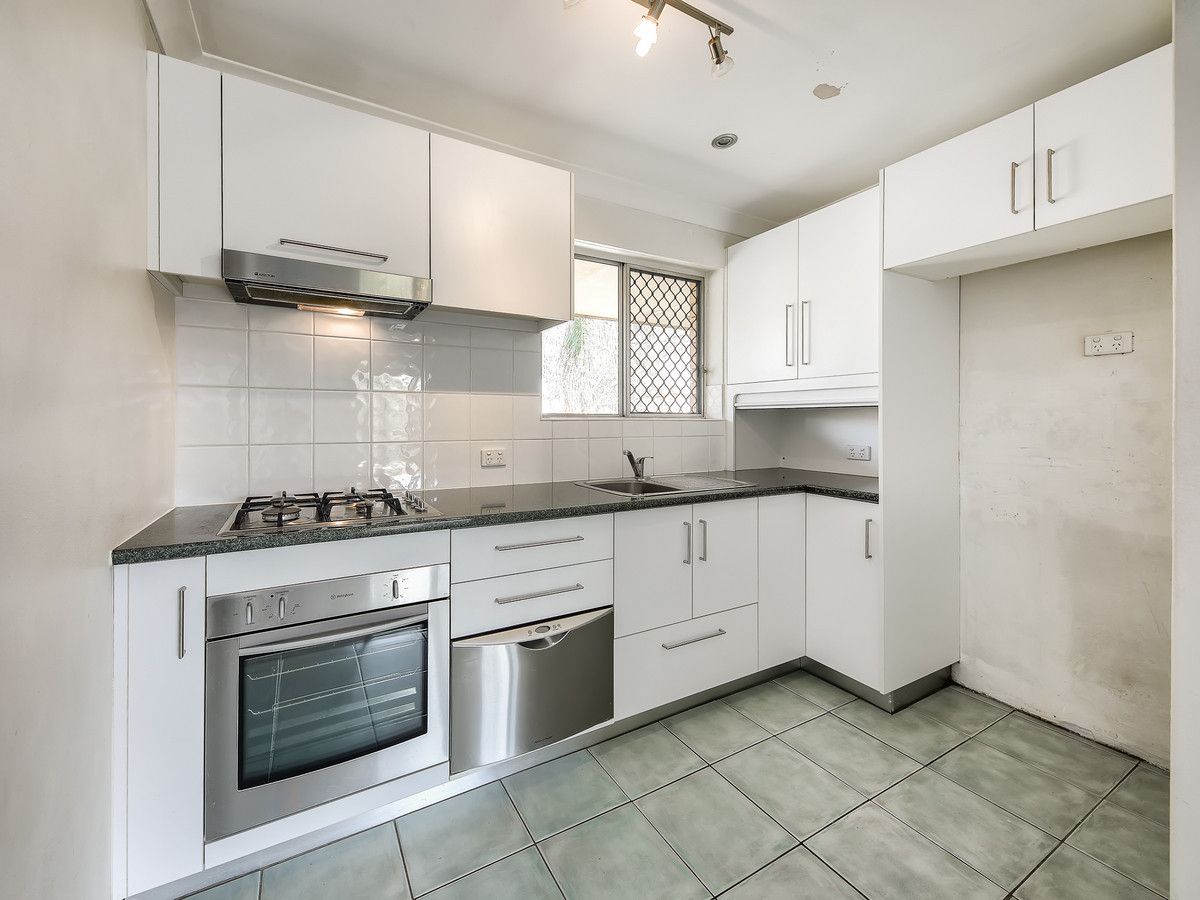 1 bedrooms Apartment / Unit / Flat in 10/47 Victoria Street FAIRFIELD QLD, 4103