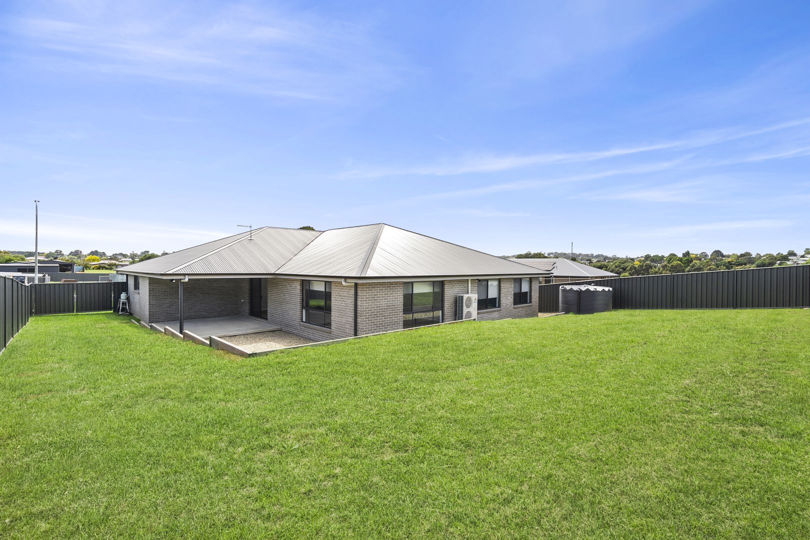 4 Leonard Place, Crookwell NSW 2583, Image 2