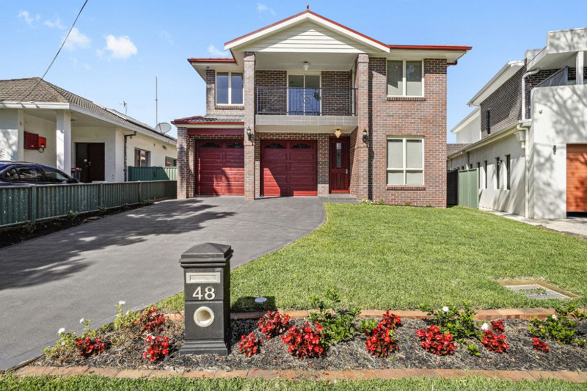 5 bedrooms House in 48 Bazentin Street BELFIELD NSW, 2191