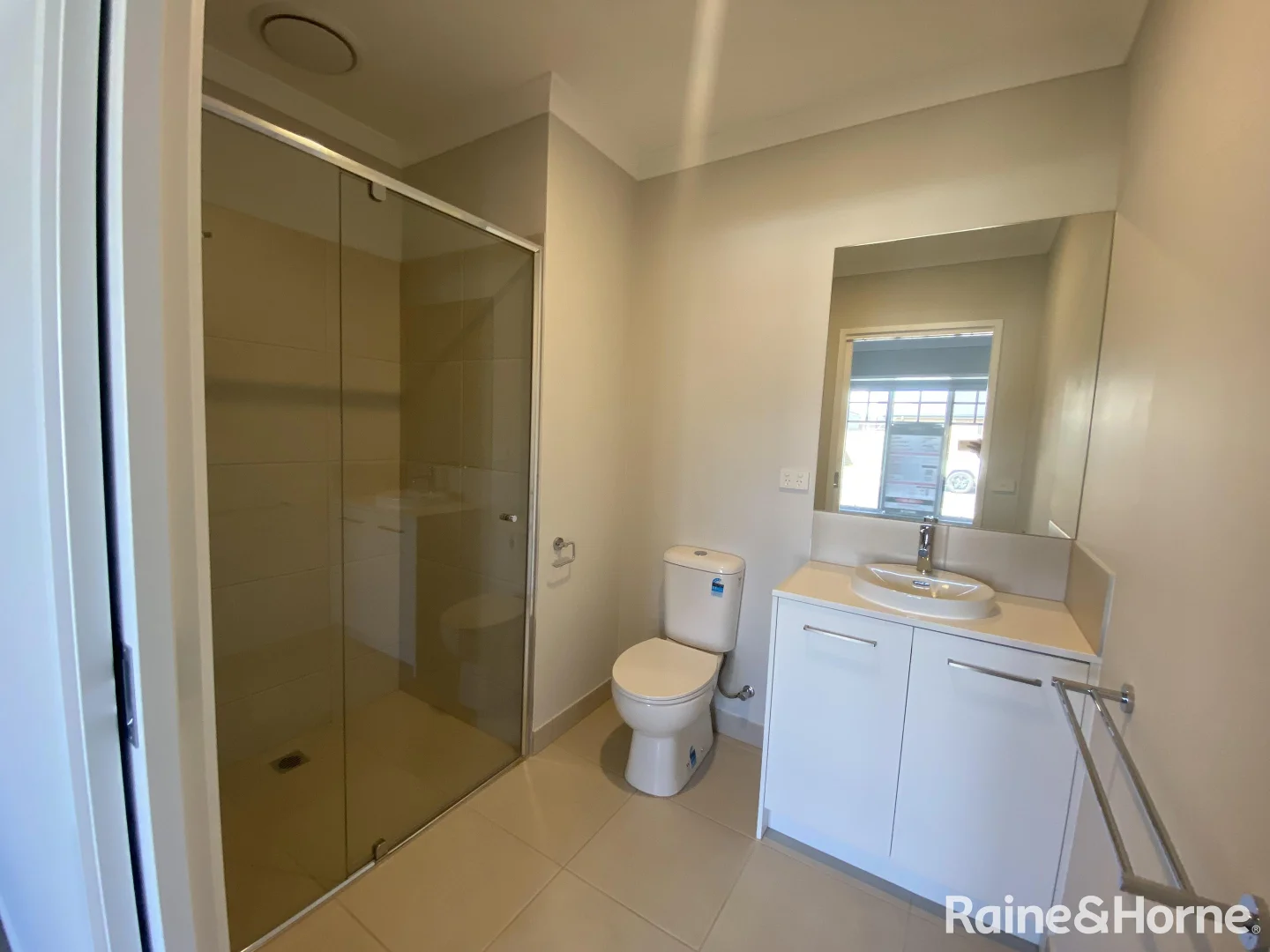 Additional image 8 of 4 Ellisburg Street, Manor Lakes VIC 3024