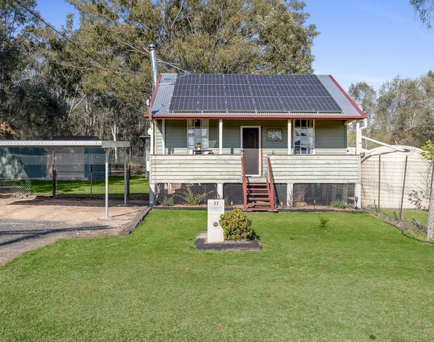 32 Montgomerys Road, Lockyer QLD 4344