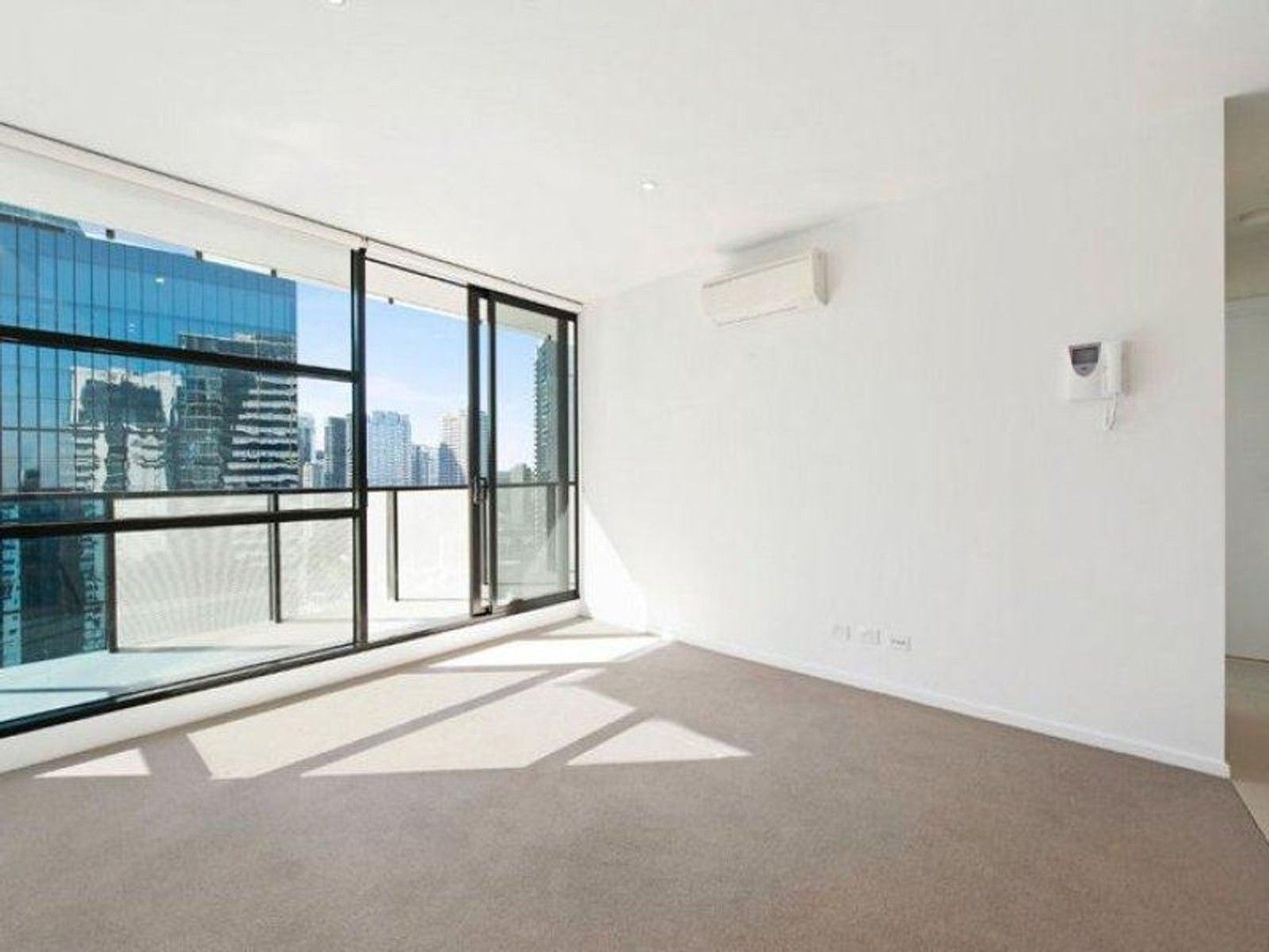 1 bedrooms Apartment / Unit / Flat in 2007/46-50 Southbank SOUTHBANK VIC, 3006