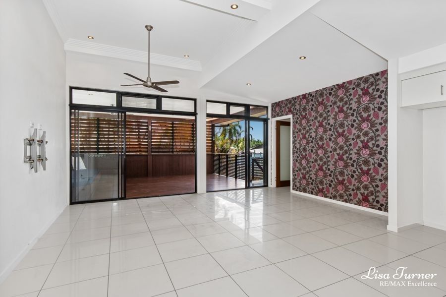 63 Ahearne Street, Hermit Park QLD 4812, Image 2