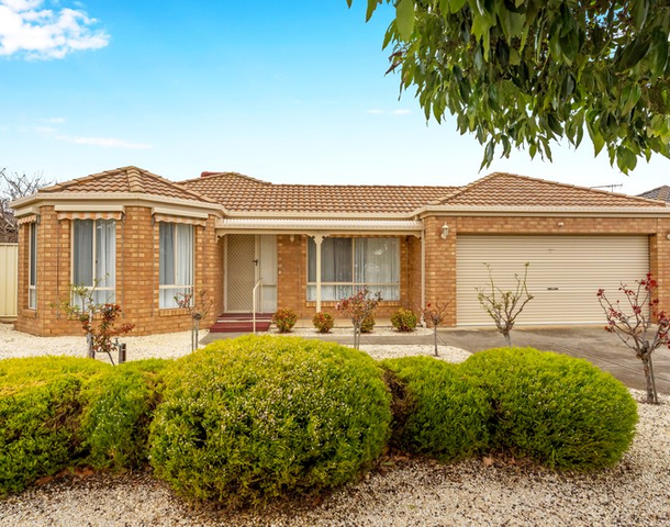 25 Pelham Crescent, Wyndham Vale VIC 3024