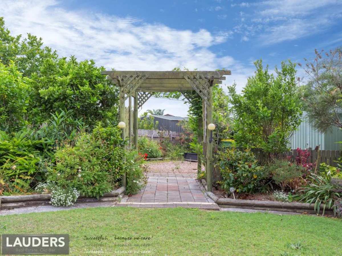 Additional image 16 of 8 Snoewood Street, Old Bar NSW 2430