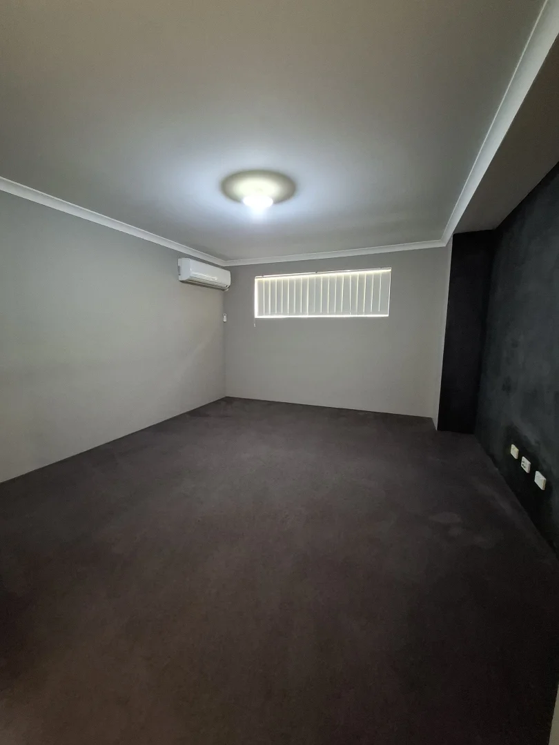 Additional image 3 of 10 Euro Brace, Australind WA 6233