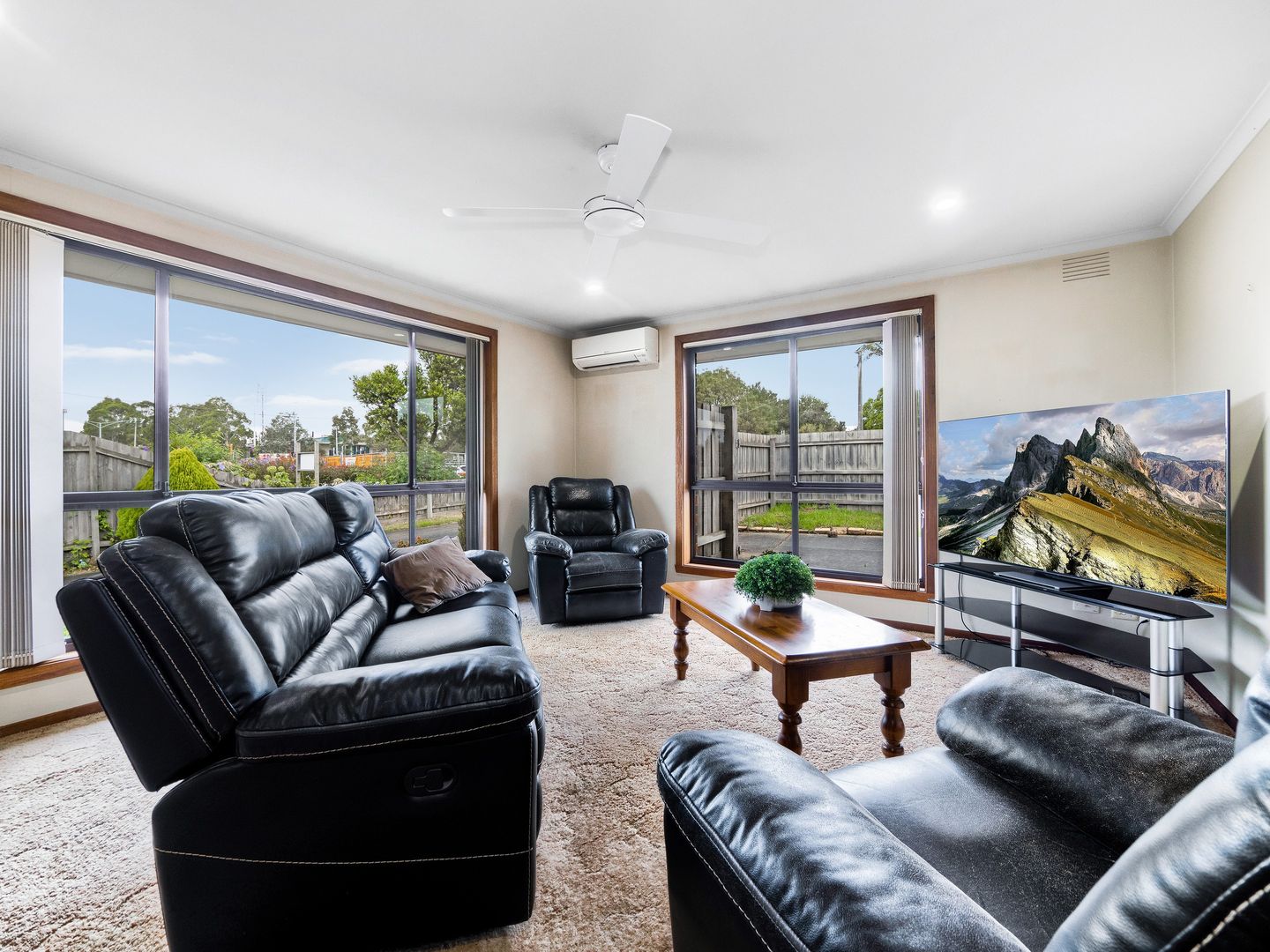 1/41 Lyall Street, Cranbourne VIC 3977, Image 1