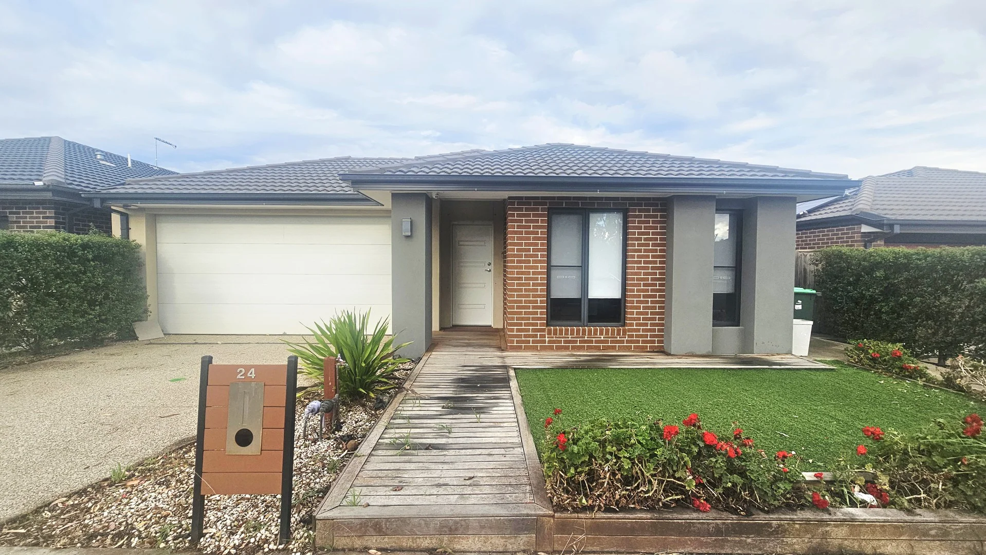 24 Thurston Avenue, Tarneit VIC 3029