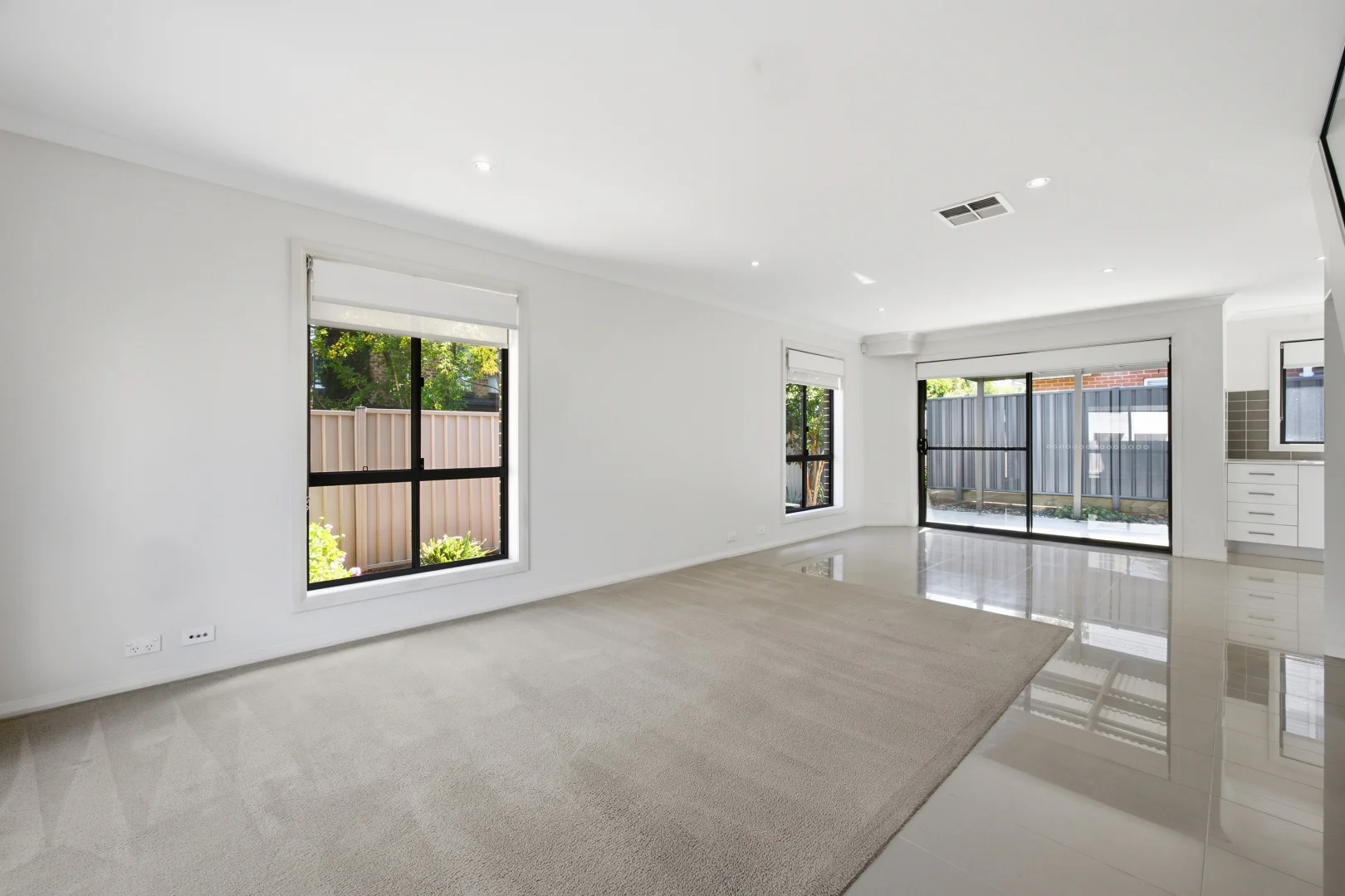 Additional image 4 of Unit 4/9 Bungendore Road, Queanbeyan East NSW 2620