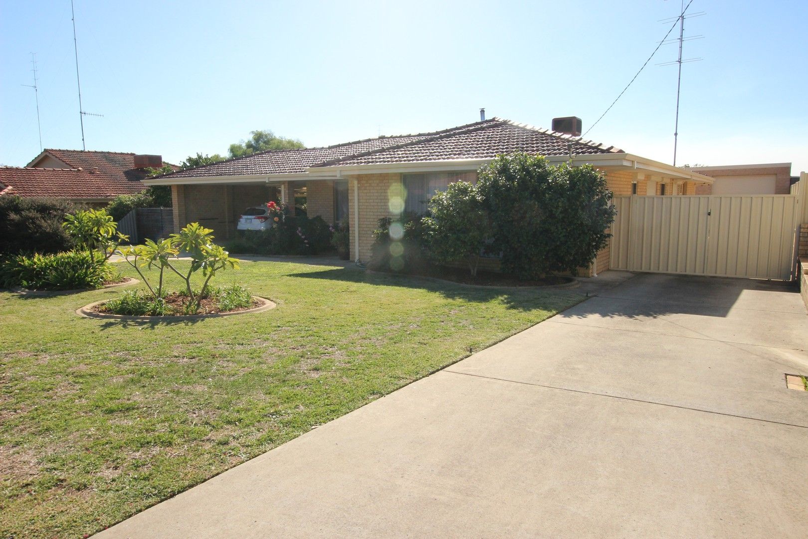 18 Hair St, Waroona WA 6215, Image 0