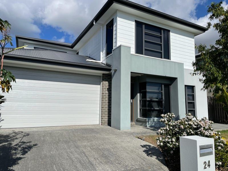 4 bedrooms House in 24 Amazon Cct HELENSVALE QLD, 4212