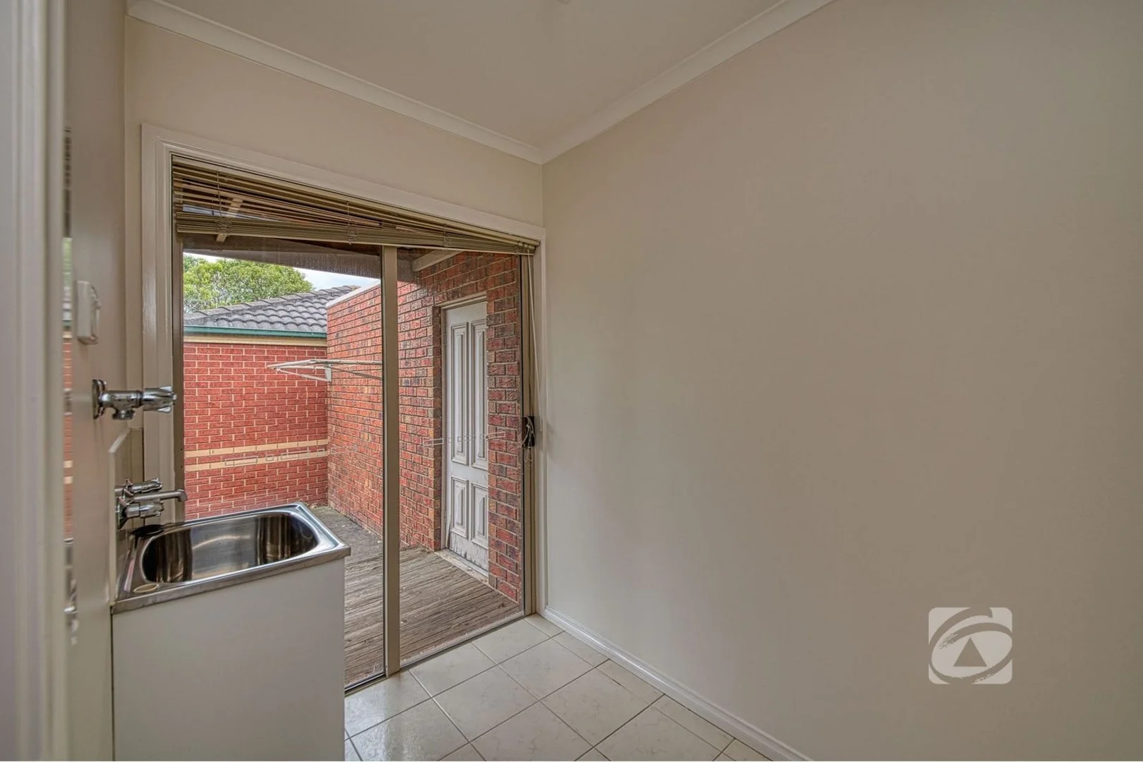 Additional image 8 of 1/56 Amber Crescent, Narre Warren VIC 3805