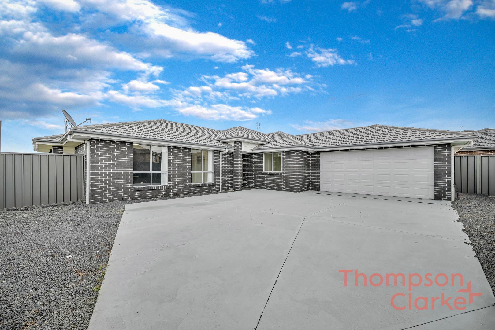 8 Undercliff Street, Cliftleigh NSW 2321