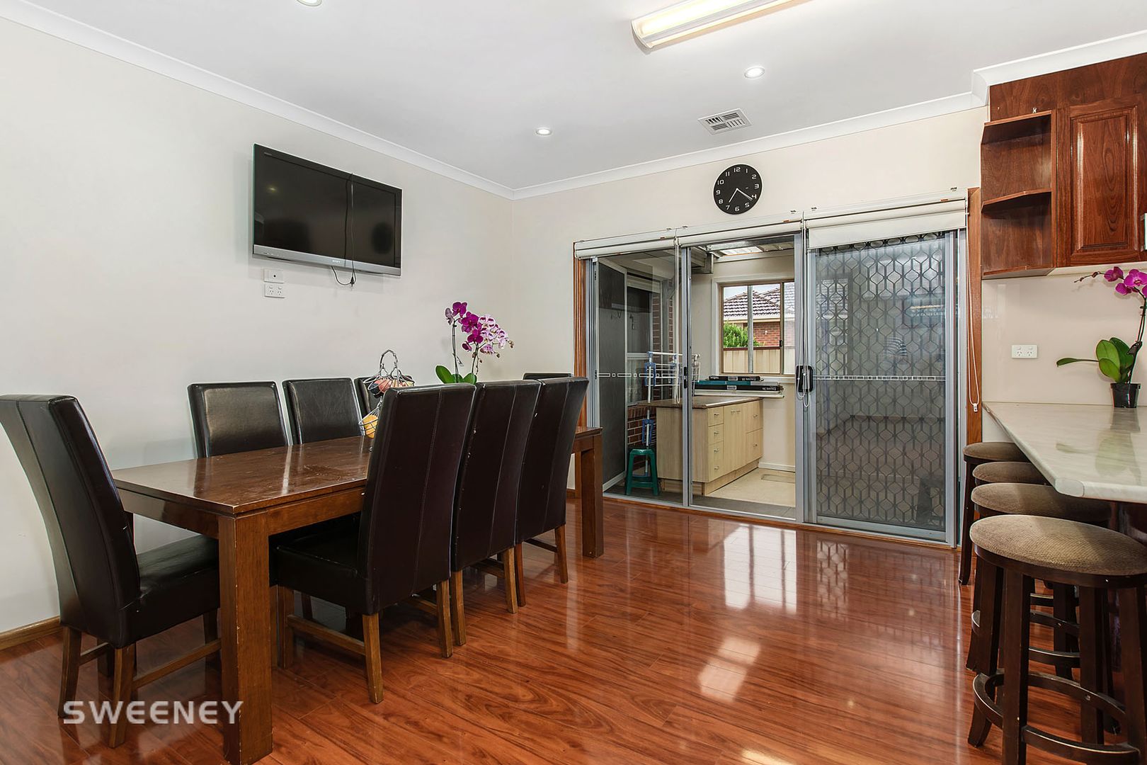 2/10 Lincoln Street, Sunshine North VIC 3020, Image 2