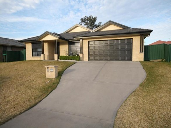 4 Mcgregor Street, Muswellbrook NSW 2333