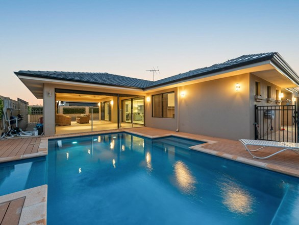 20 Whitehorses Drive, Burns Beach WA 6028